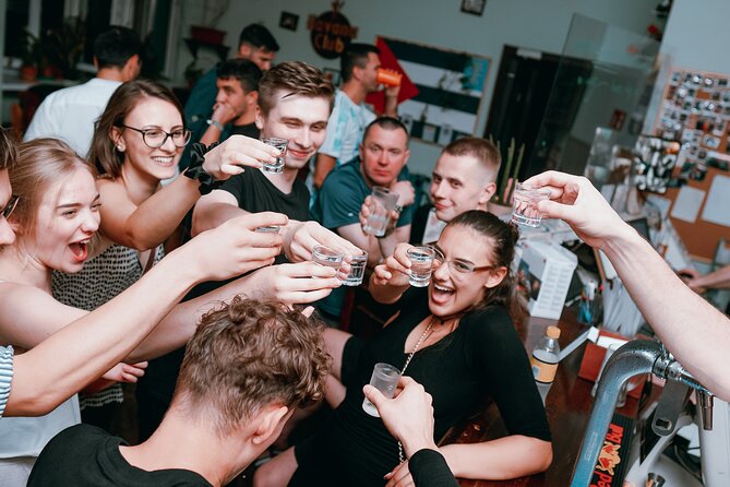Pub Crawl + Unlimited Drinks + VIP entry + Drinking Games & Photographer - Where the night starts: Rynek Główny meeting point and wristband timing