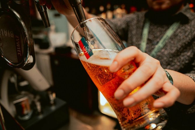 Pub Crawl + Unlimited Drinks + VIP entry + Drinking Games & Photographer - Drinking games, shots, and the smartest way to pace your alcohol