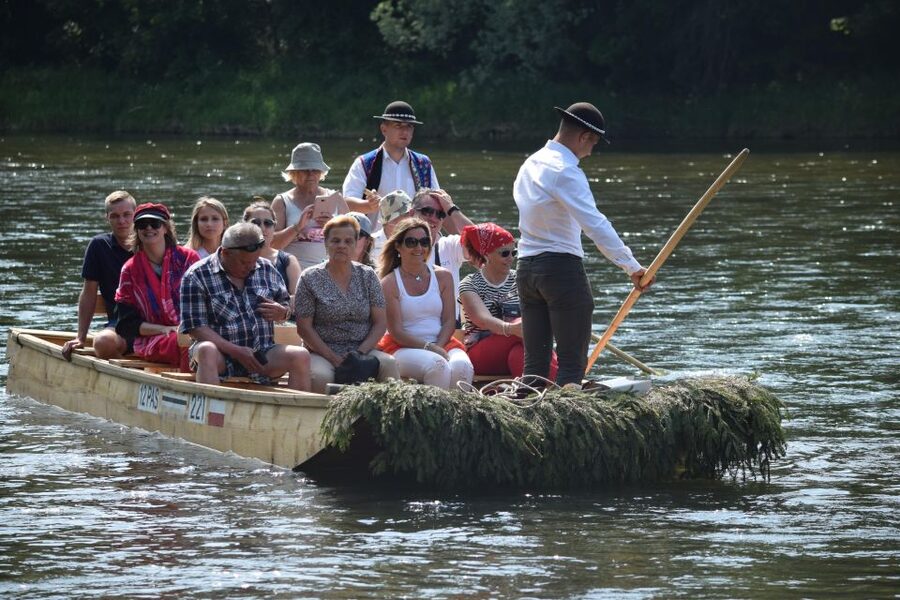 Rafting on Dunajec & Zakopane Tour – Day Trip from Krakow - Packing and dressing tips that make the day more comfortable