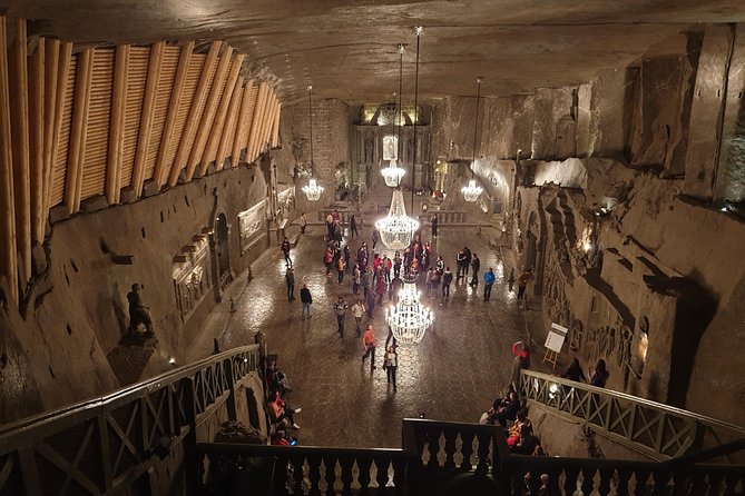 Salt Mine Tour and Krakow City Tour in one day - Getting picked up, then staying comfortable all day