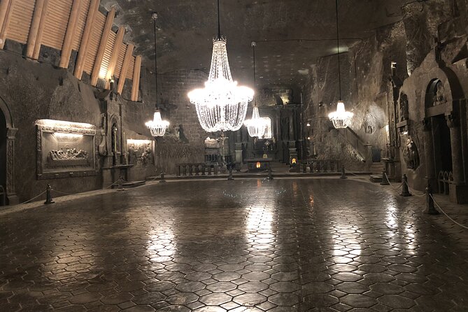 Salt Mine Wieliczka Guided Tour from Kraków with Hotel Pick up - Descent, Stairs, and the Real Fitness Check