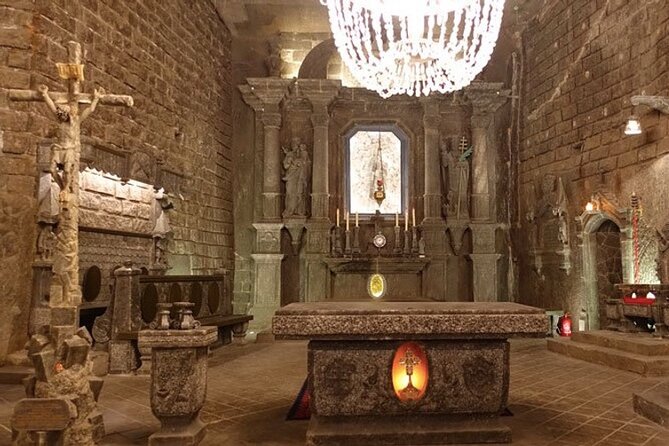 Salt Mine - Wieliczka Guided Tour - Shared Transport with Tickets from Krakow - Underground temperature and what to wear (so you enjoy it)