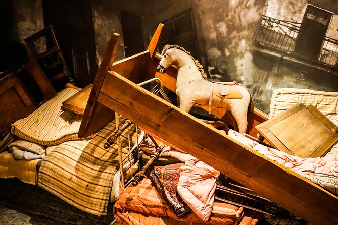 Schindler's Factory Guided Tour - The guide makes the difference, especially in small spaces