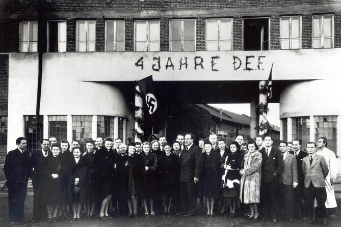 Schindler's Factory Private Guided Tour in English - Getting oriented fast at Lipowa 4A