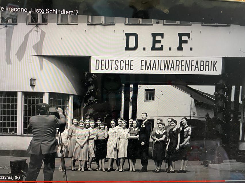Schindler's List Movie Tour: Historic Sites & Film Location - Podgórze and the path toward Schindler’s Factory, the heart of the experience