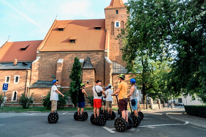 Segway Tour Gdańsk: Old Town Tour - 1,5-Hour of Magic! - Meeting your guide in English, keeping the ride friendly