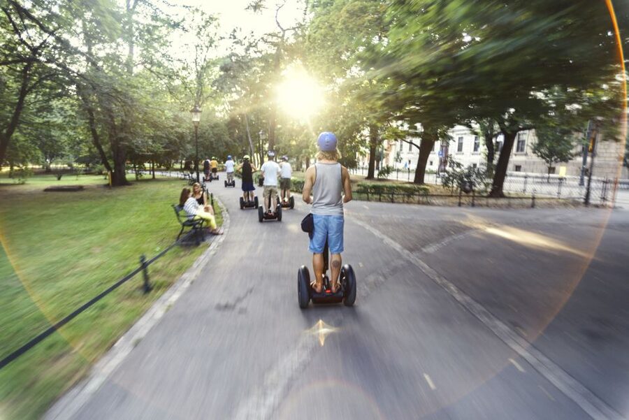 Segway Tour Krakow: Full Tour (Old Town + Jewish Quarter) - Cruising the Vistula River: The Scenic Reset