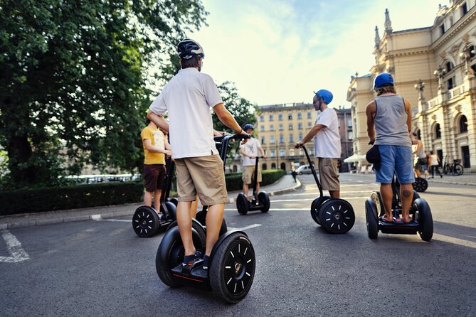 Segway Tour Warsaw: Praga Tour - 2-Hours of Magic! - The 2-Hour Layout: Quick Stops, Real Stories, and No Dead Time