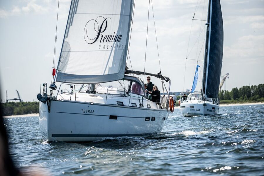 Sopot: Yacht Cruise Around the Bay with Welcome Drink - Who This Cruise Is For (and Who It Might Not Fit)