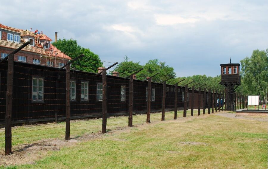 Stutthof Concentration Camp:Guided Tour with Transportation - Guides Matter: Why This Tour Earns High Marks
