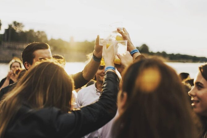 Sunset Boat Tour with Unlimited Drinks in Warsaw - Key Points to Know Before You Go