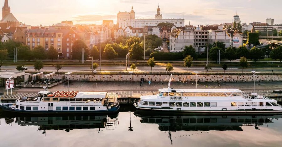 Szczecin: Cruise to the Dąbie Lake - From Święta River Harbor Corners to Dąbie Lake Views