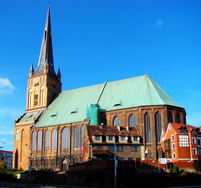 Szczecin: Medieval Old Town Private Walking Tour - Plac Andersa: the park start that trains your eyes