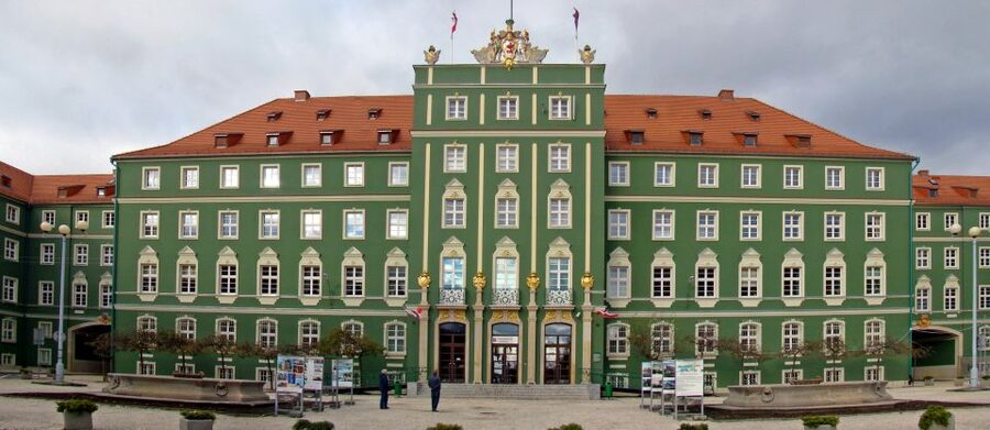 Szczecin: Old Town Highlights Private Walking Tour - Guide Quality: Why Elizabeth and Rafal Are Mentioned