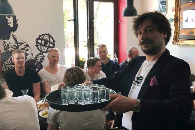 Taste the Best Polish Vodkas in Warsaw with a local Expert - Timing, Group Size, and How to Have a Good Pace