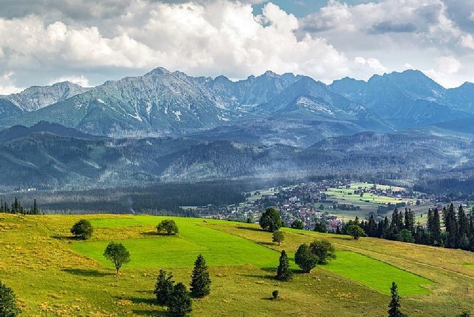 Tatra Mountains Zakopane and Panoramic Dunajec River Rafting - Cottage cheese tasting and flavoured vodka: local flavors without the hard work
