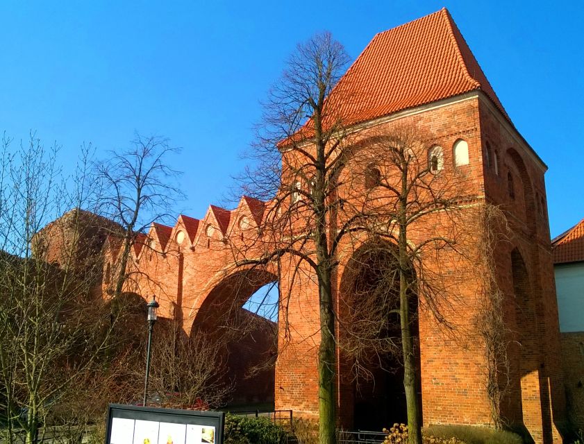Torun Living Museum of Gingerbread and Old Town Private Walk - Practical tips that make the day smoother