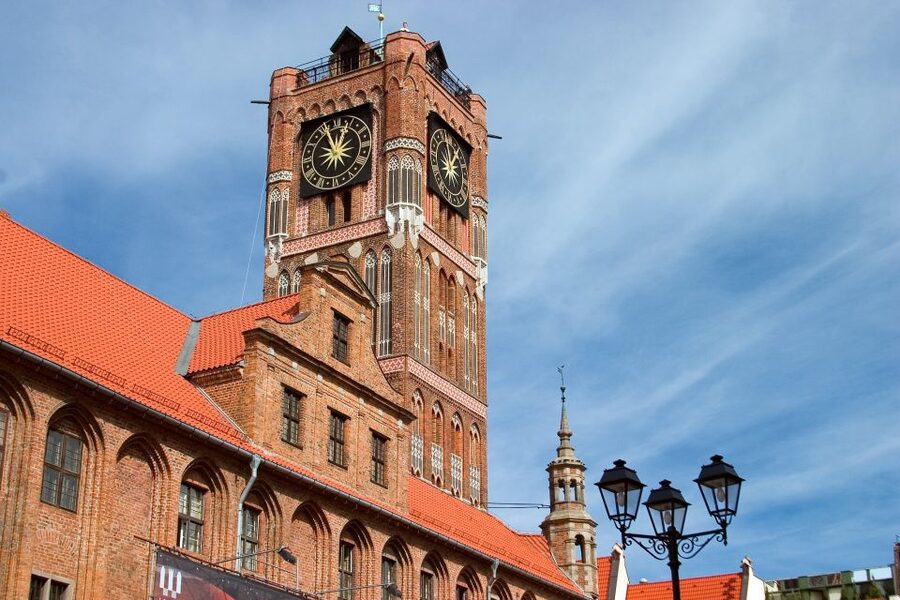 Torun: Private Walking Tour of a Medieval Town - Private pacing, strong guides, and the value of $15 per person