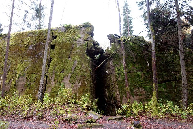 Tour from Warsaw: Wolf's Lair, Hitler's HQ Zones I and II - Key moments worth your attention