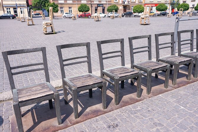 Tour via Kazimierz Quarter by Golf Cart with Schindler's Museum in Krakow - Schindler’s Factory: real headquarters, and a story told through daily life