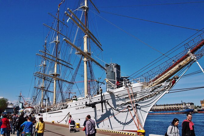 TriCity Tour (Gdansk, Gdynia, Sopot) - PRIVATE (8h) - Gdynia’s Harbor District: Modern Port Energy and Naval Stories