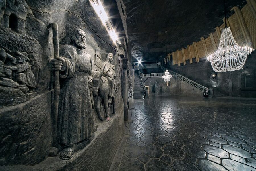 Unesco List; Wieliczka Salt Mine Half-Day Tour from Kraków - The Walk Down: 380+ Steps, 64 Meters, and What to Expect Underground