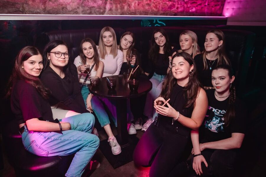 VIP Club Entry and Booth Booking - VIP Entry at Four Music Club, Without the Queue