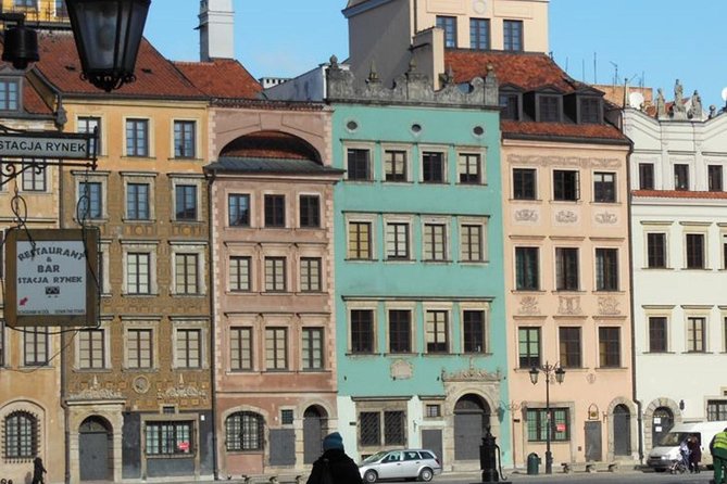 Walk through the Warsaw Old and New Town: like Phoenix from the ashes - Castle Square and the Old Town reconstruction story you will actually remember