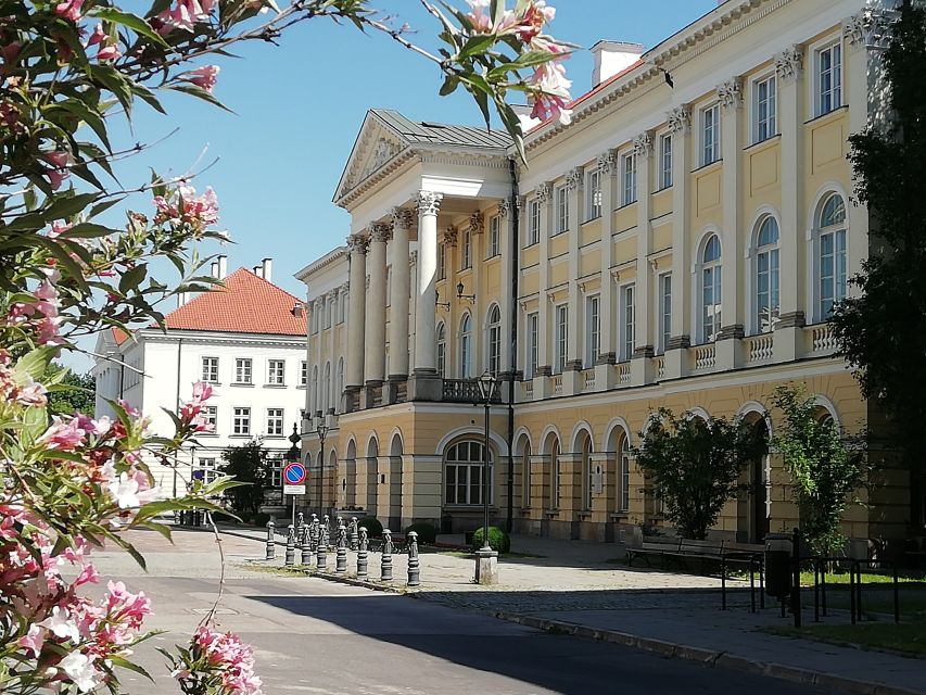 Warsaw: 2-Hour Chopin's Life Walking Tour - Church of the Holy Cross: a landmark stop with real atmosphere