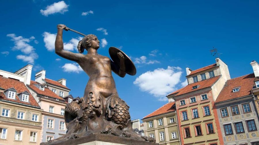 Warsaw City Game: Discovering Famous Polish Heroes - Key Things That Make This Warsaw City Game Worth Your Time
