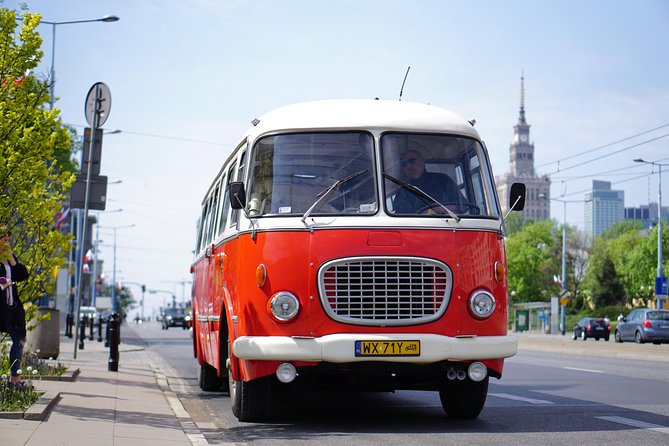 Warsaw City Sightseeing in a Retro Bus - A retro Jelcz bus makes Warsaw feel less overwhelming