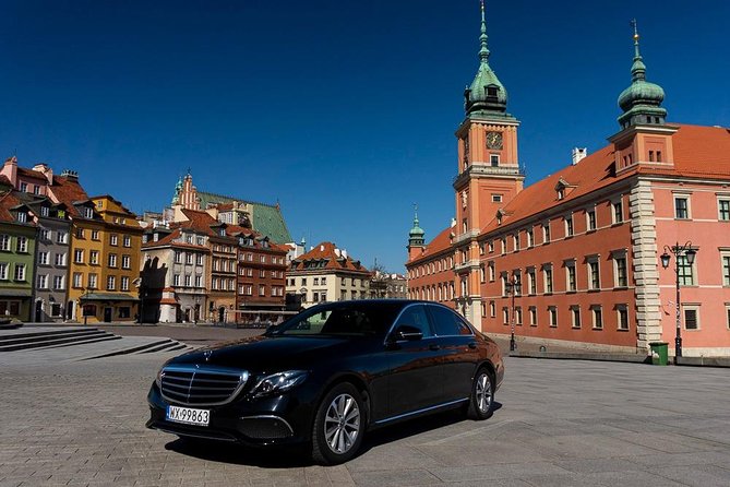 Warsaw City Tour - Modernity and history by private car - From the Royal Route to Royal Łazienki Park: a smooth intro that sets the tone