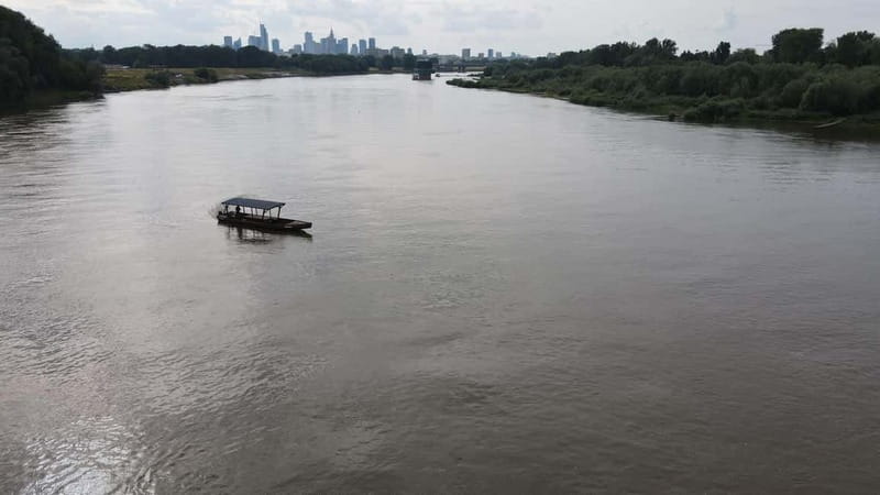 Warsaw: cruise on the Vistula - The 55-minute route: from riverside promenades to Warsaw’s icons