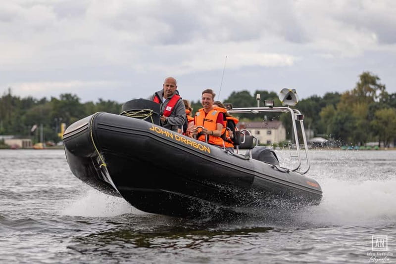 Warsaw: Explore the Vistula on Its Longest Speedboat Route - Zawadowskie Islands Nature Reserve and the Natura 2000 edge of Warsaw