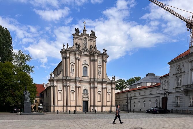 Warsaw History and Reality Walking Tour - A Warsaw walk that connects symbols to real places