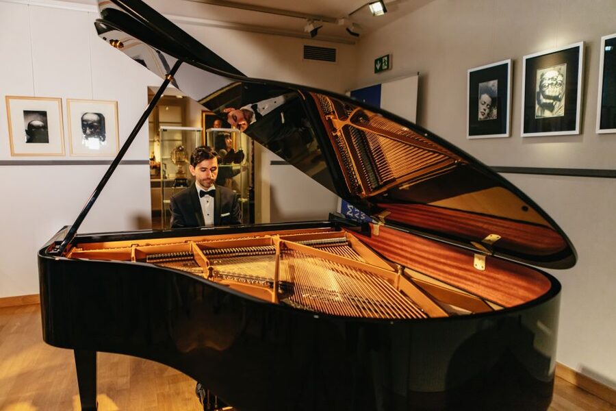 Warsaw: Live Chopin Piano Concert - The 55-minute Chopin journey: what happens during the show