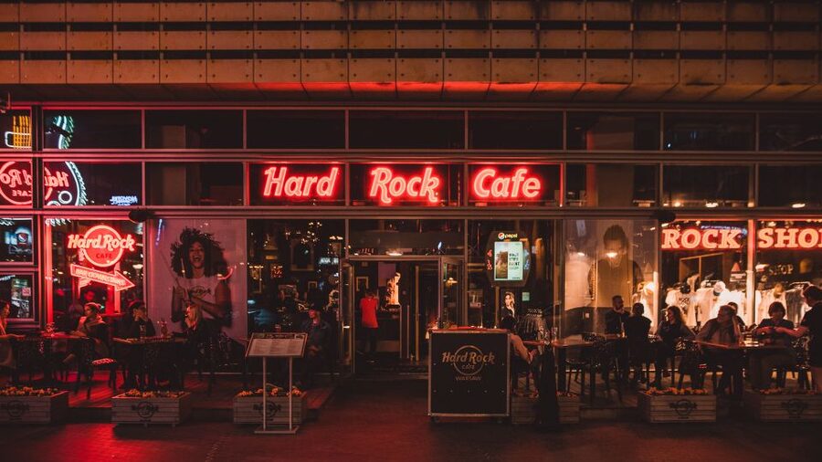 Warsaw: Lunch or dinner at Hard Rock Cafe with Skip-the-Line - Key highlights you’ll actually care about