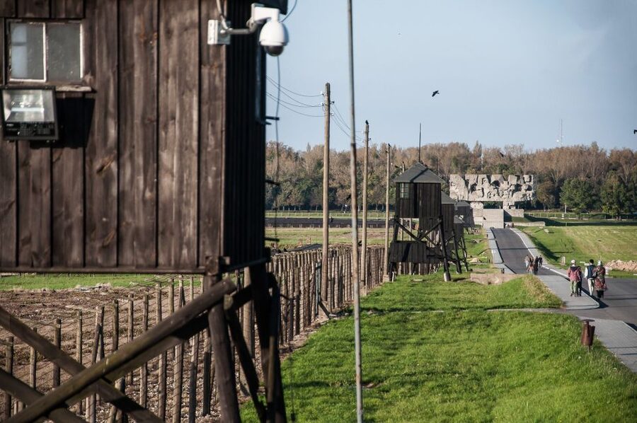Warsaw: Majdanek Concentration Camp & Lublin Guided Day Tour - The Pace, Questions, and Time for Reflection