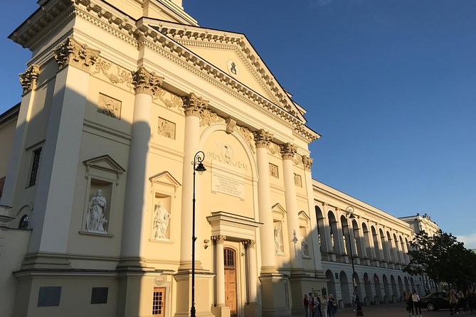 Warsaw Must-See Local City Tour with Antek and Tomek - Royal Castle Courtyard and Royal Gardens: The 20-Minute View Worth Your Time