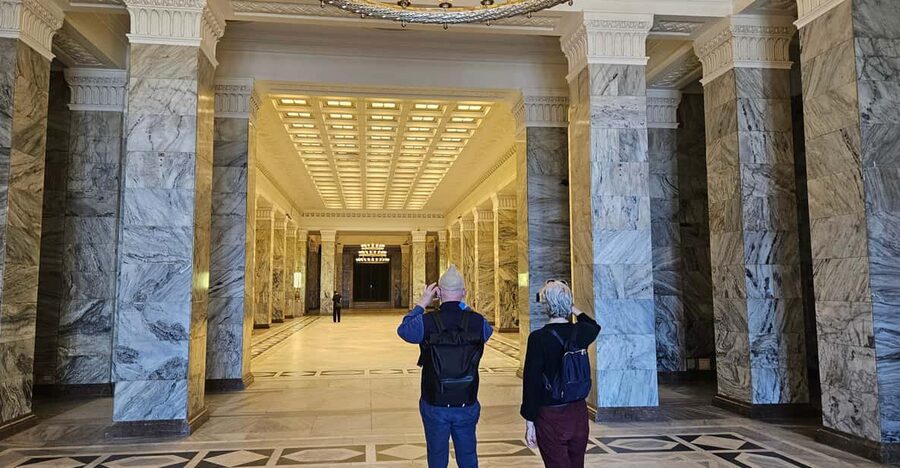 Warsaw: Palace of Culture and Science Guided Tour - Photo stops and viewpoints: how to use them well