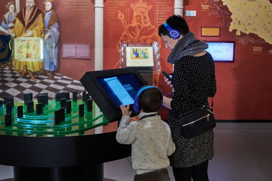 Warsaw: POLIN Museum of the History of Polish Jews Ticket - Mid-Centuries to Modernization: Figures, Politics, and Change