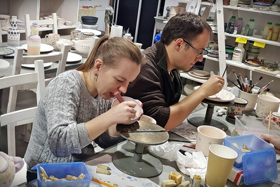 Warsaw: Pottery Decorating Ceramic Workshop - Languages and guidance: comfortable even if your Polish is limited