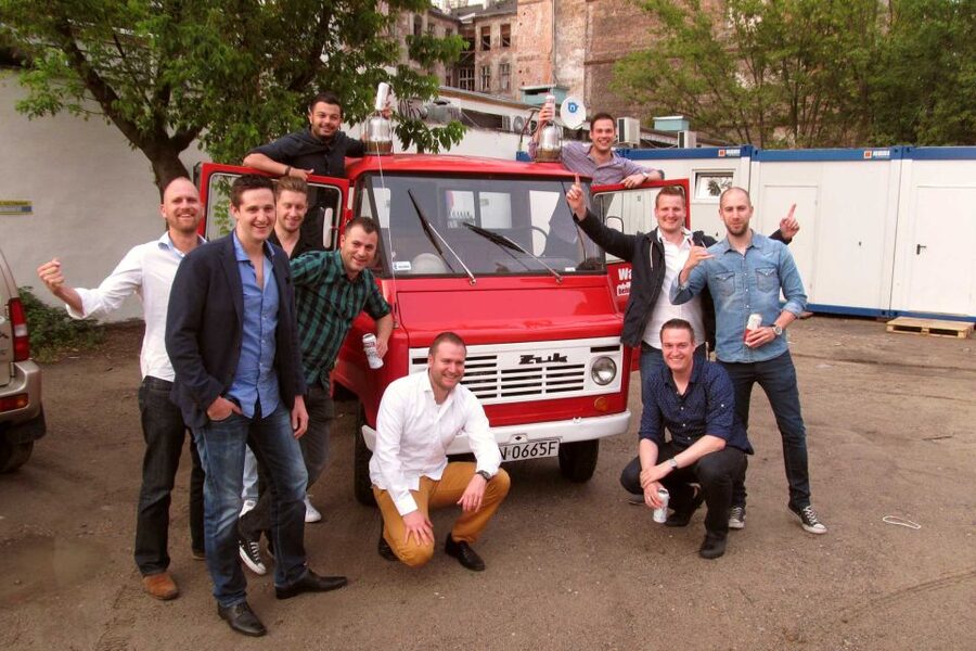 Warsaw: Private 3-Hour Tour by Communist Van - Picking your 3-hour route: Old Town, Royal Route, Praga
