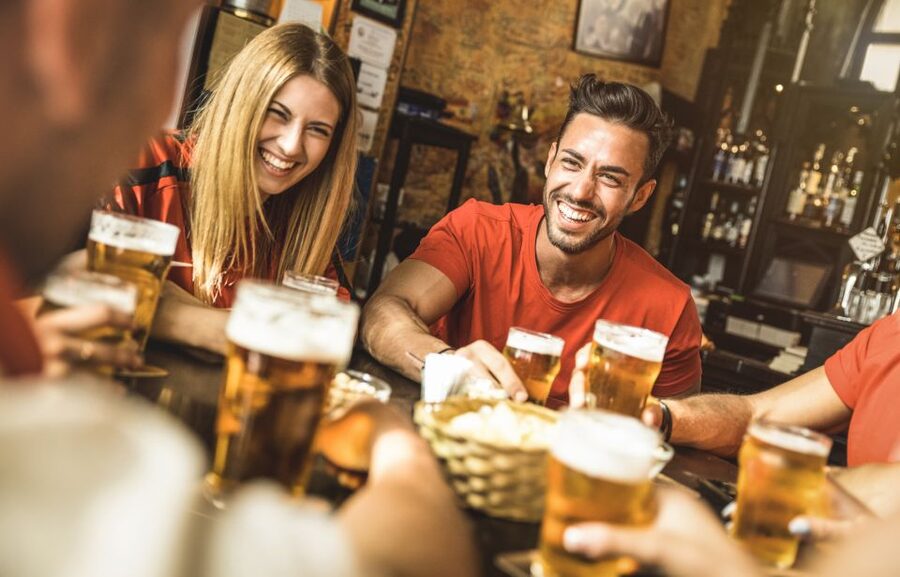 Warsaw Private Polish Beer Tasting Tour at Best Pubs & Bars - Old Town route, 2 to 4 hours: how the experience scales