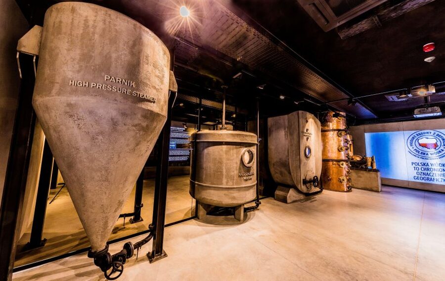 Warsaw: Private Vodka Tasting Night with Snacks and Pickup - Polish Vodka Museum: more than a tasting, it is production and flavor context