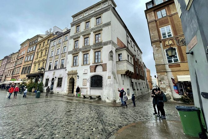 Warsaw's Old Town A Self-Guided Audio Tour - Fortifications, Jan Kiliński, and the People Who Resisted