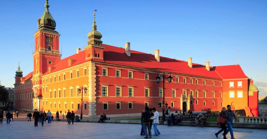 Warsaw: Skip-the-Line Royal Castle Guided Tour - Royal Castle in 2 to 3 hours, without the waiting