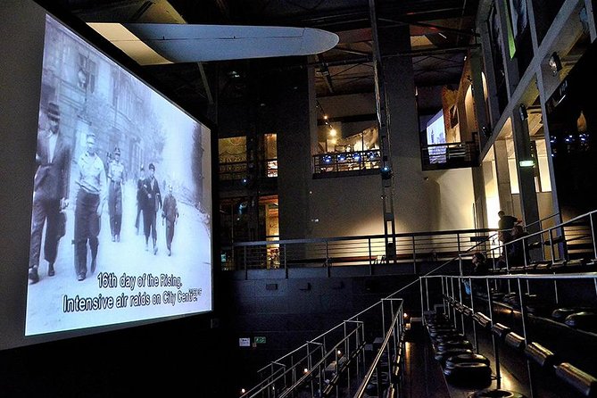 Warsaw Uprising Museum (1944) + POLIN Museum: PRIVATE TOUR /inc. Pick-up/ - Entering the Warsaw Rising Museum, 1944 in a time-machine format