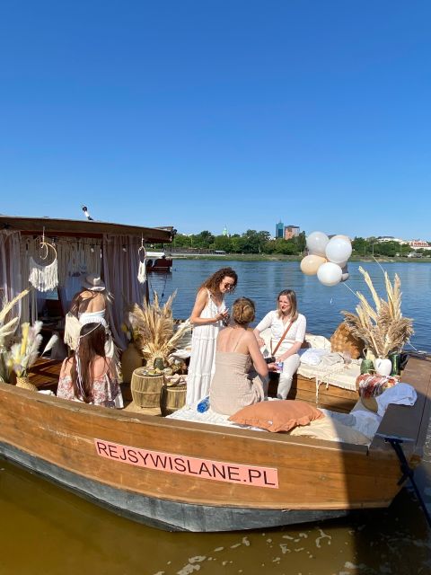 Warsaw: Vistula Cruise - The Galar Wiślany: a wooden ship with real comfort choices