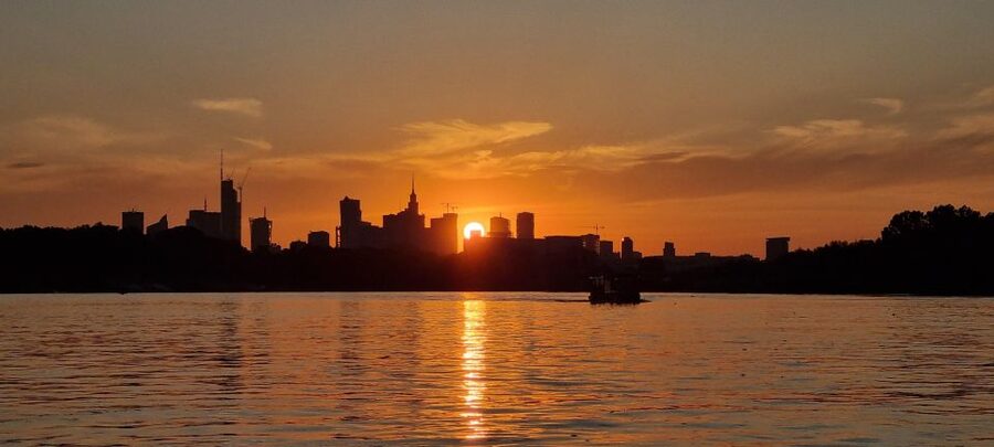 Warsaw: Vistula River Sunset Cruise with Welcome Drink - Key Things I’d Pay Attention To